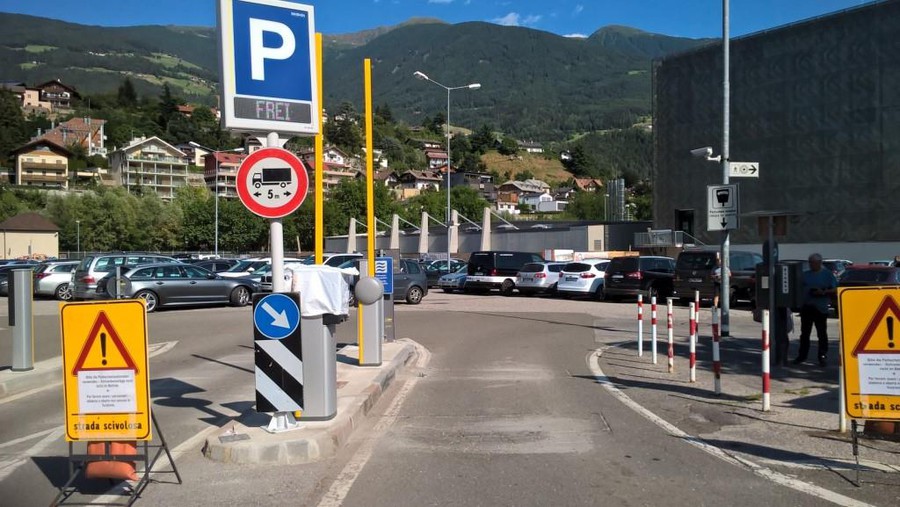 Schrankenanlage auf dem Parkplatz Priel ab 26. Juli in Betrieb