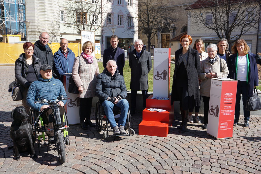 Gemeinsam für ein barrierefreies Brixen: Sensibilisierungsaktion der Arbeitsgruppe Menschen mit Behinderung