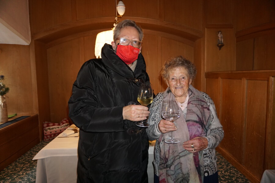 Auguri per il centenario - Il Comune di Bressanone si congratula con la signora Veronika Pallestrong per l’importante traguardo