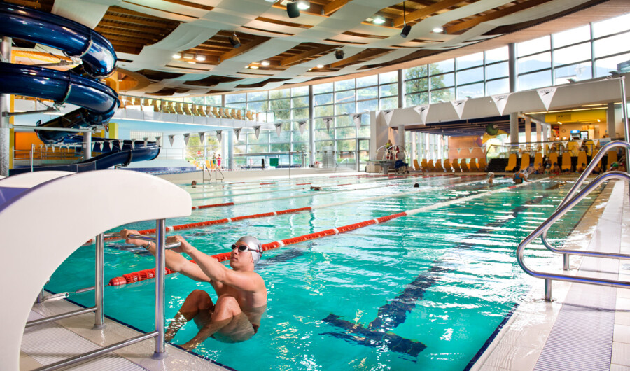 Riapre la piscina coperta Acquarena - Accesso con Green Pass