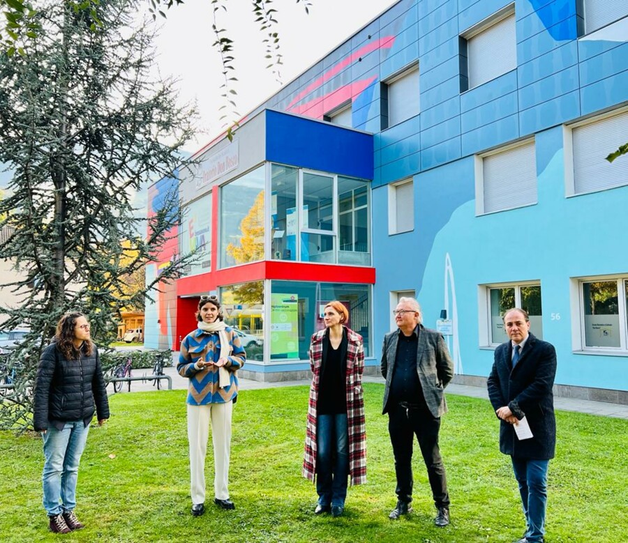 Murales von Giulio Vesprini im Kulturzentrum Don Bosco in Brixen