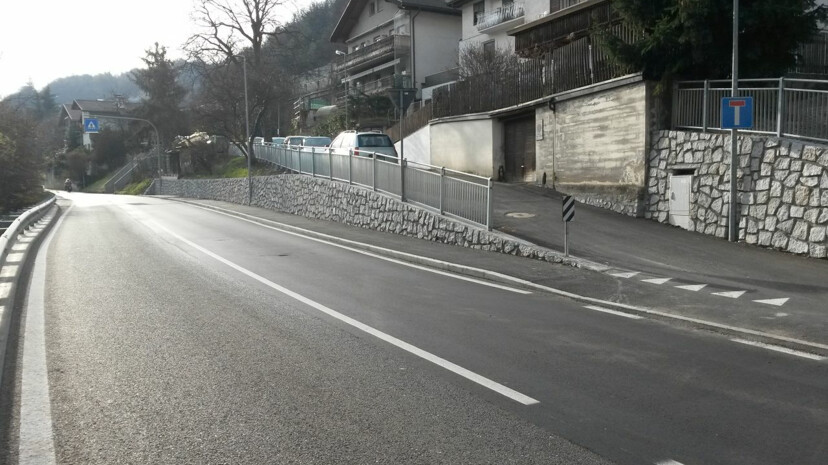 Gehsteig%20Feldthurnerstrasse20181130_121251.jpeg
